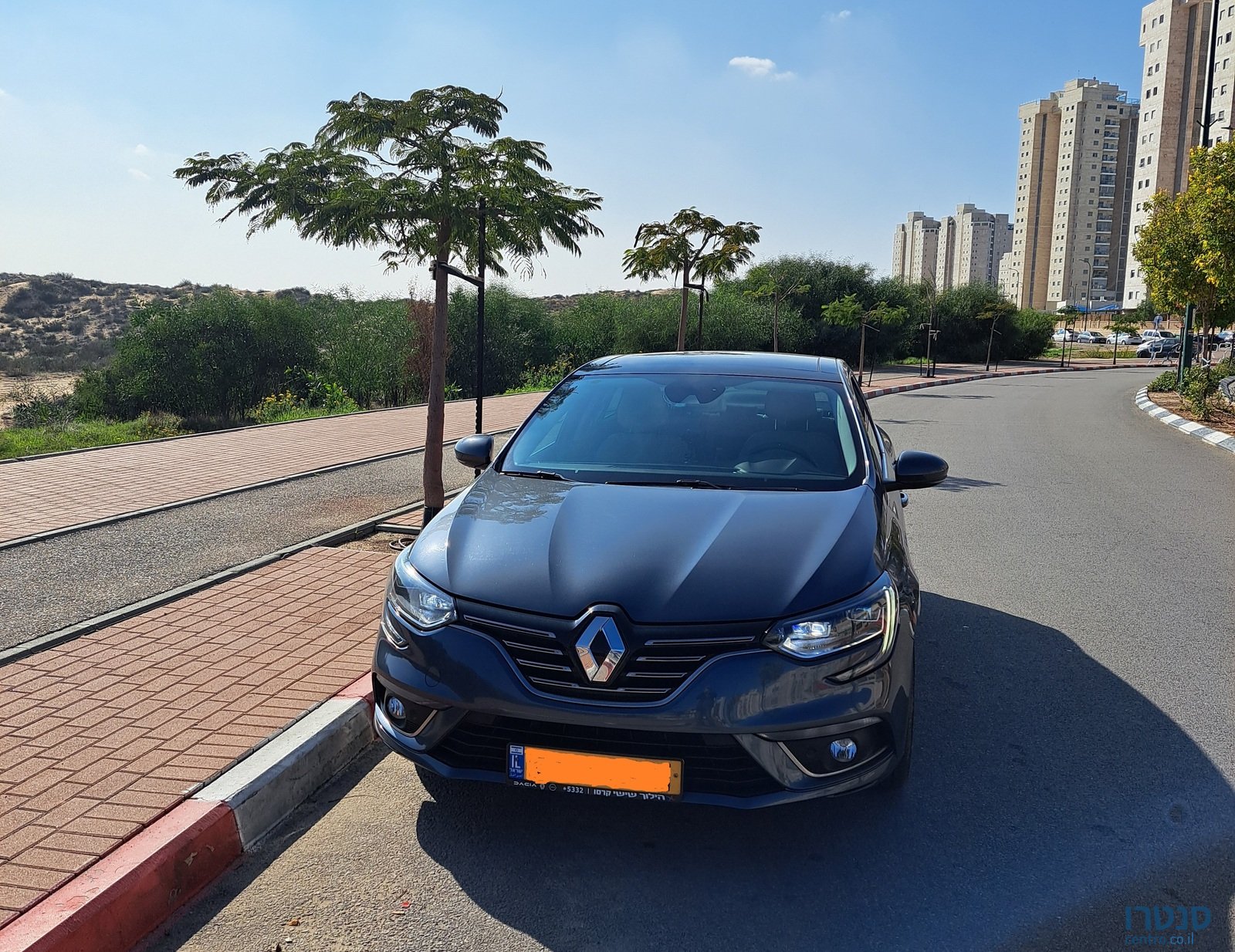 2019' Renault Megane Grand Cupe ECUTIVE photo #2
