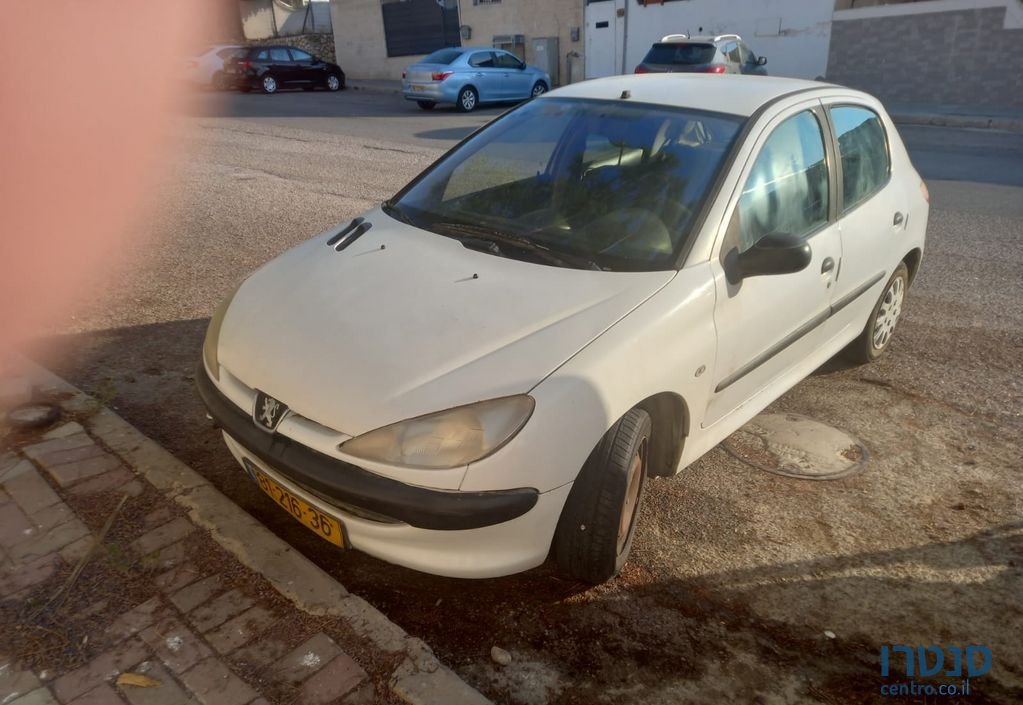 2002' Peugeot 206 פיג'ו photo #2