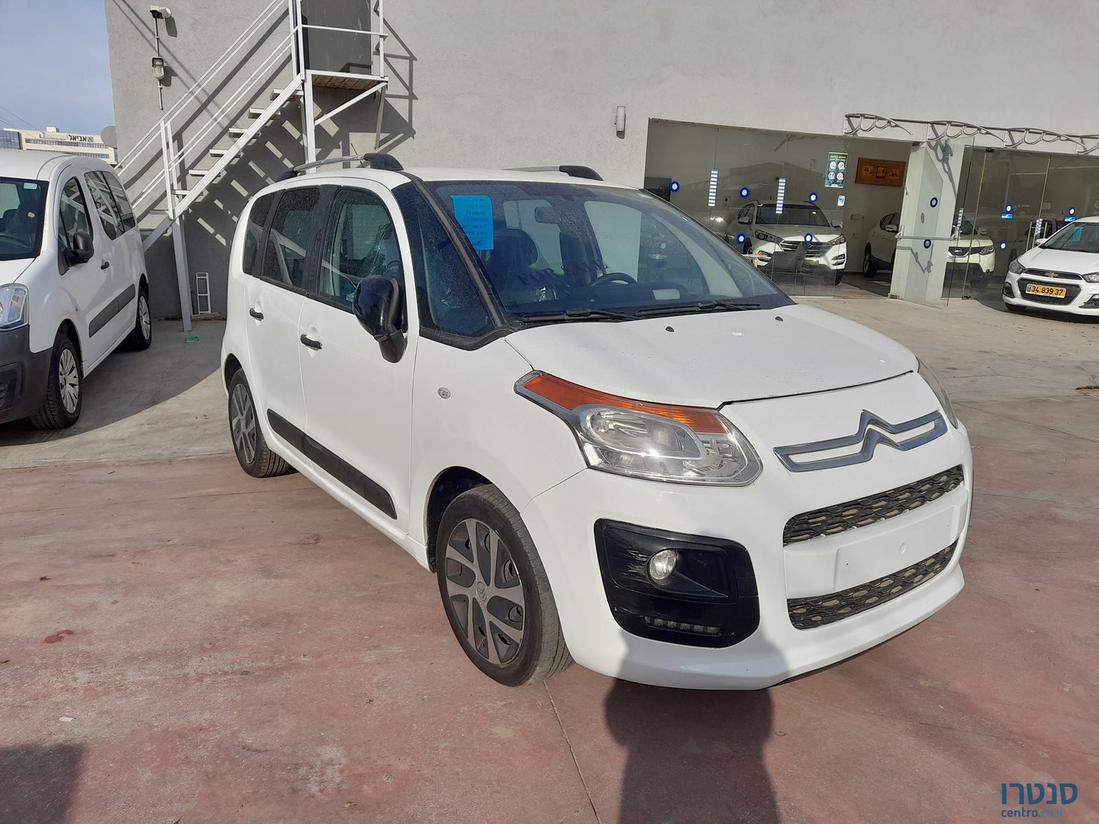 2017' Citroen C3 Picasso סיטרואן C3 פיקאסו photo #2