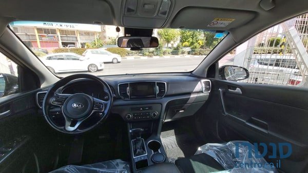 2017' Kia Sportage photo #3
