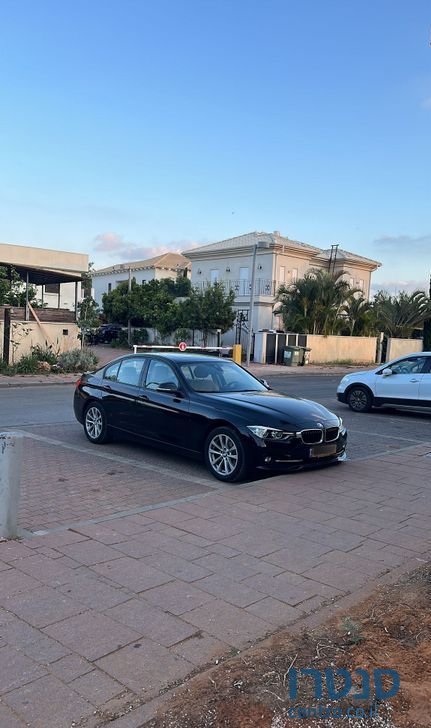 2017' BMW 3 Series ב.מ.וו סדרה 3 photo #3