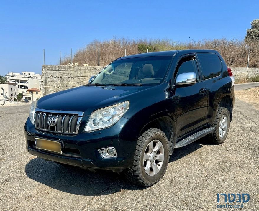 2011' Toyota Land Cruiser טויוטה לנד קרוזר photo #1