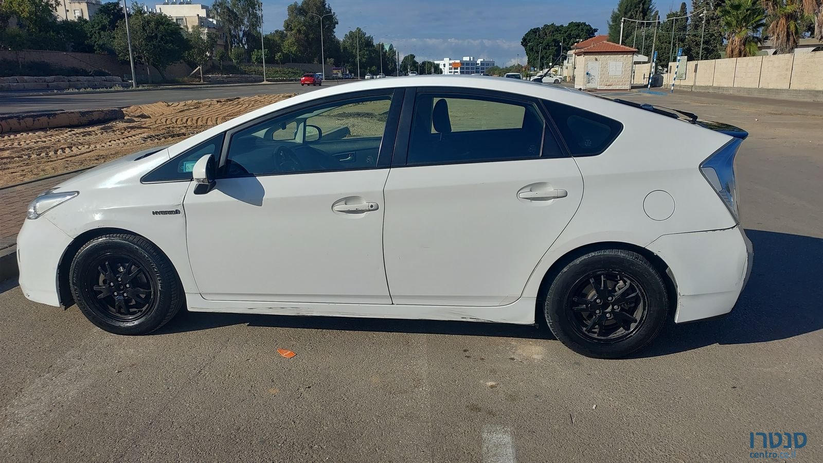 2012' Toyota Prius טויוטה פריוס photo #1