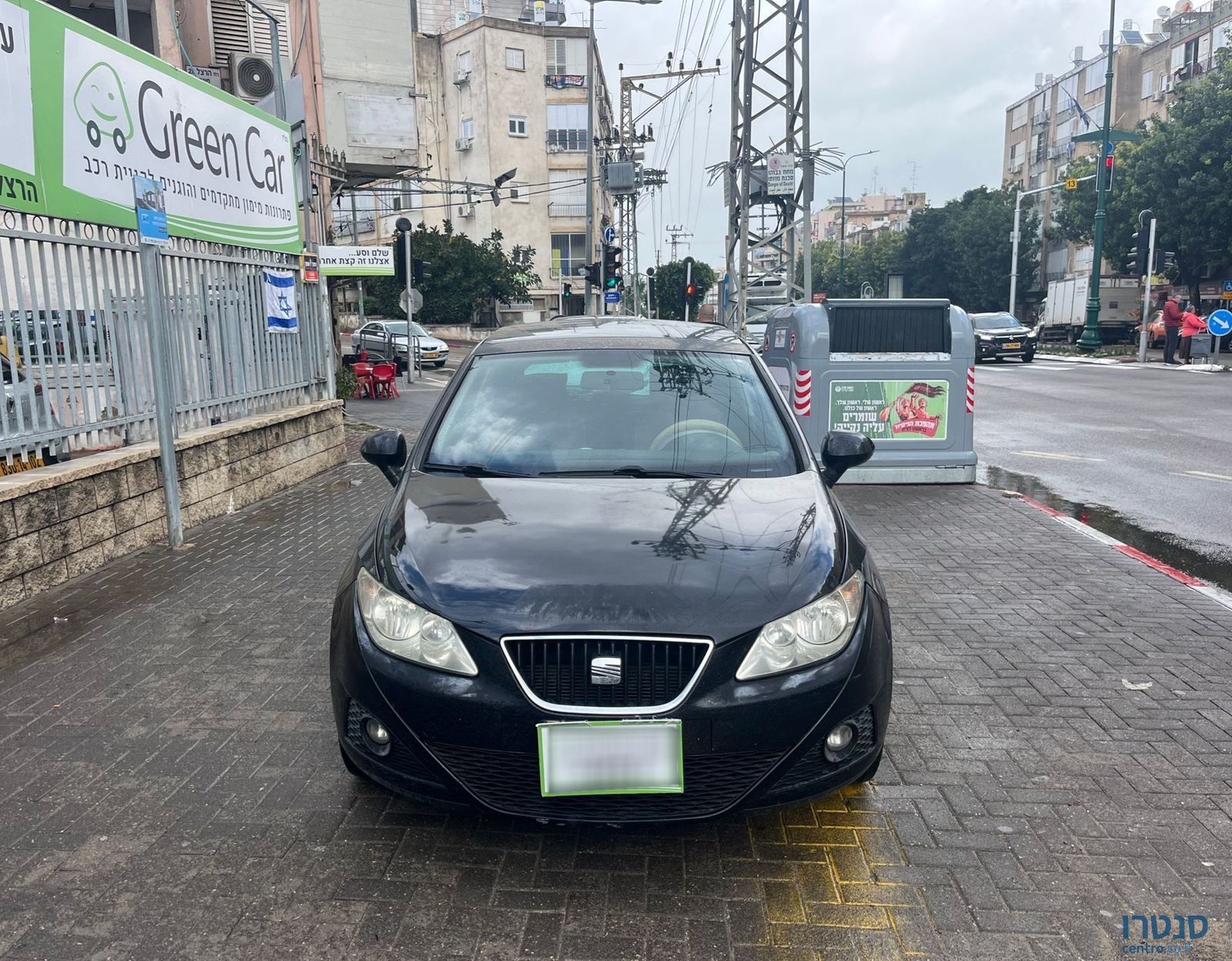 2012' SEAT Ibiza photo #3