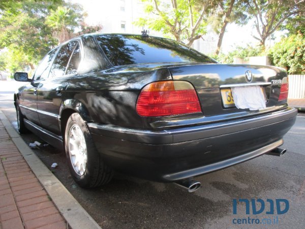 2000' BMW 728 i photo #4
