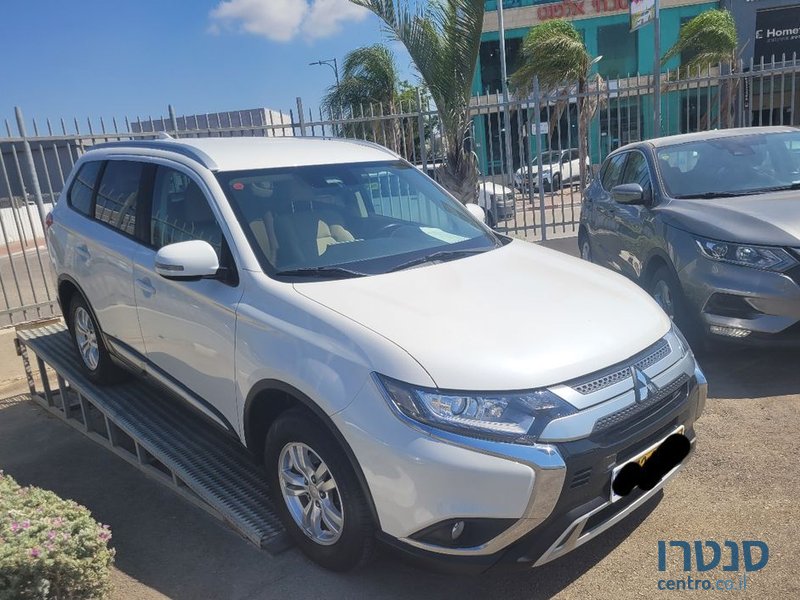 2019' Mitsubishi Outlander מיצובישי אאוטלנדר photo #3