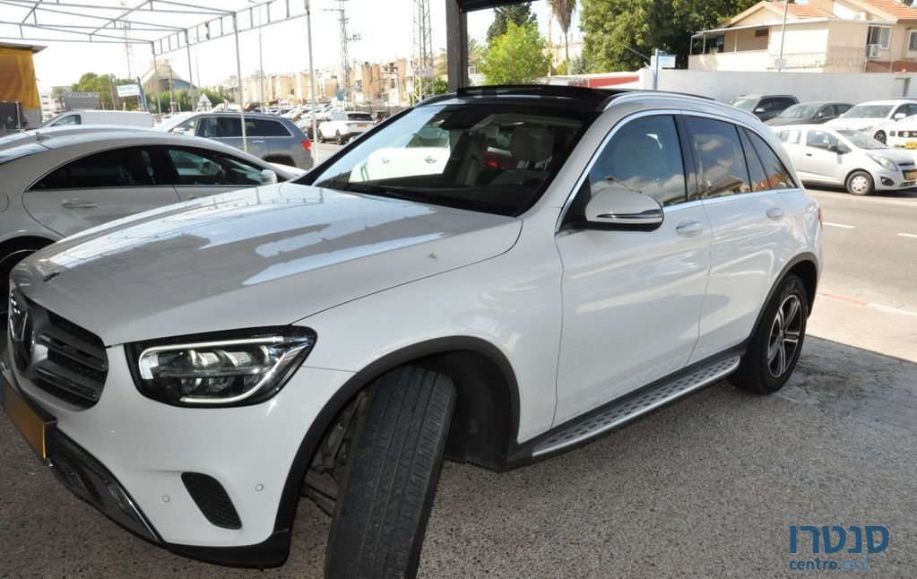 2019' Mercedes-Benz GLC מרצדס photo #6