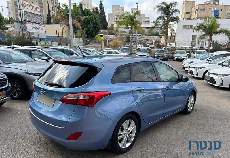 2015' Hyundai i30 יונדאי photo #4