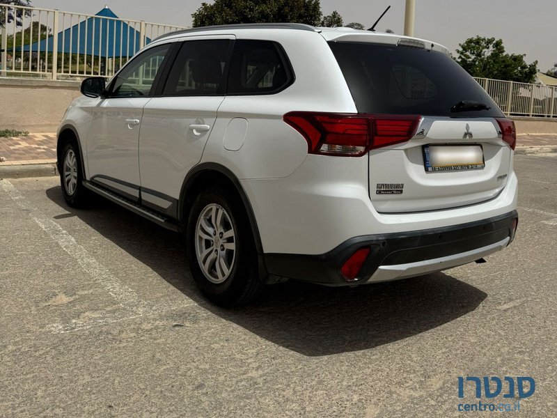 2016' Mitsubishi Outlander מיצובישי אאוטלנדר photo #4
