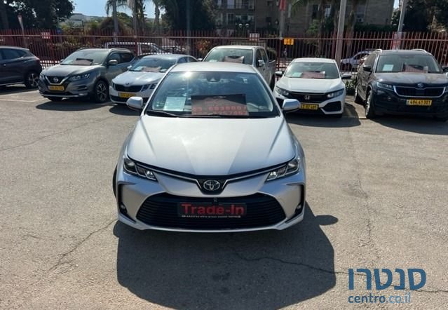 2021' Toyota Corolla טויוטה קורולה photo #2