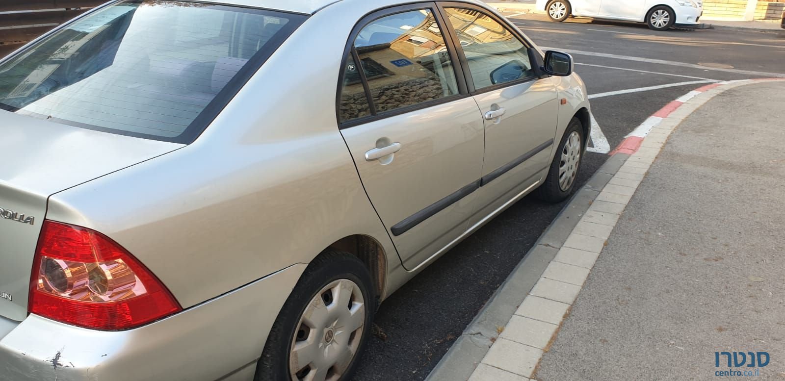 2005' Toyota Corolla טויוטה קורולה photo #1