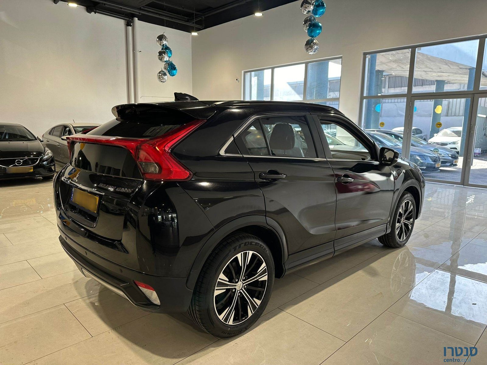 2018' Mitsubishi Eclipse photo #3