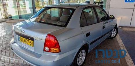 2004' Hyundai Accent פמילי Gli ‏4 דלת' photo #3