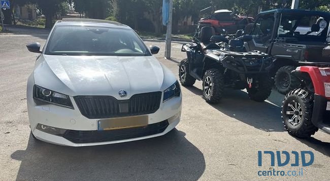 2018' Skoda Superb סקודה סופרב photo #2