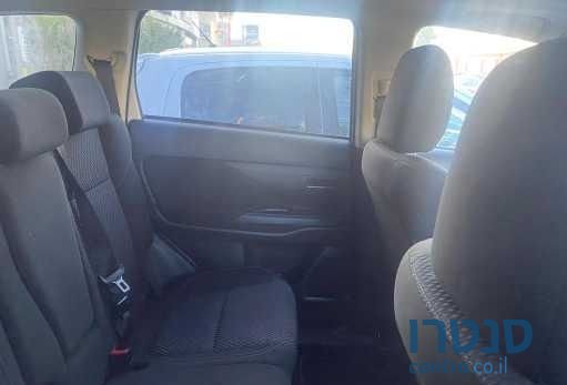 2020' Mitsubishi Outlander מיצובישי אאוטלנדר photo #4