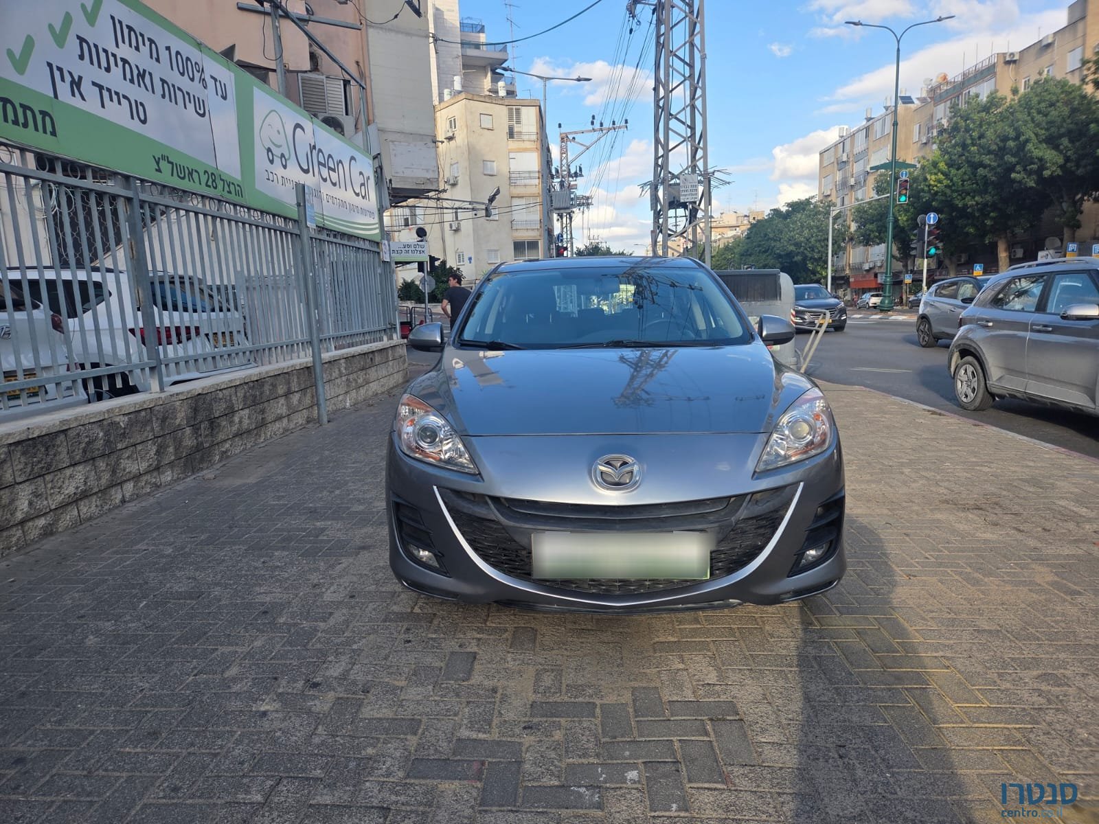 2010' Mazda 3 photo #1