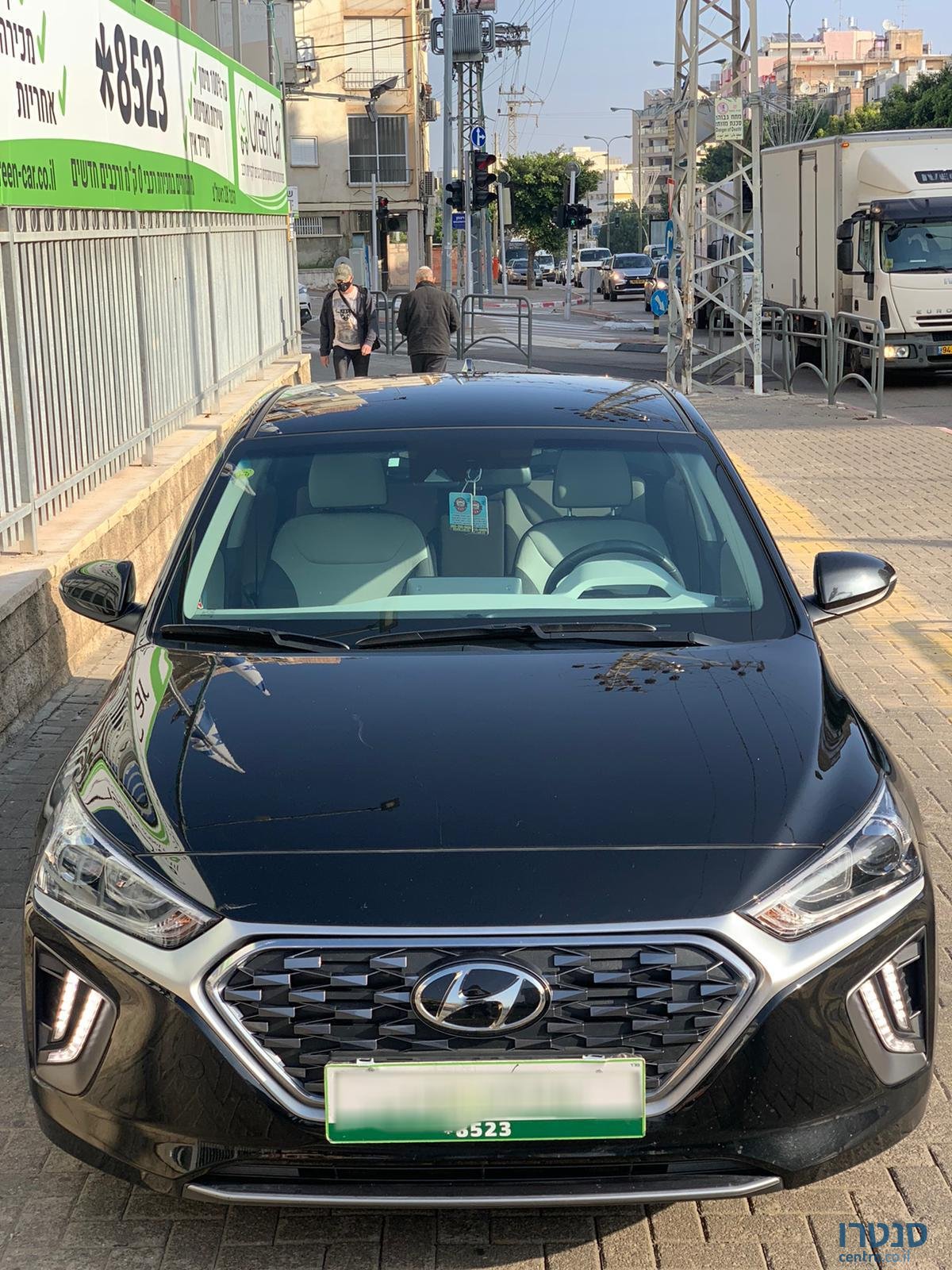 2021' Hyundai Ioniq photo #3