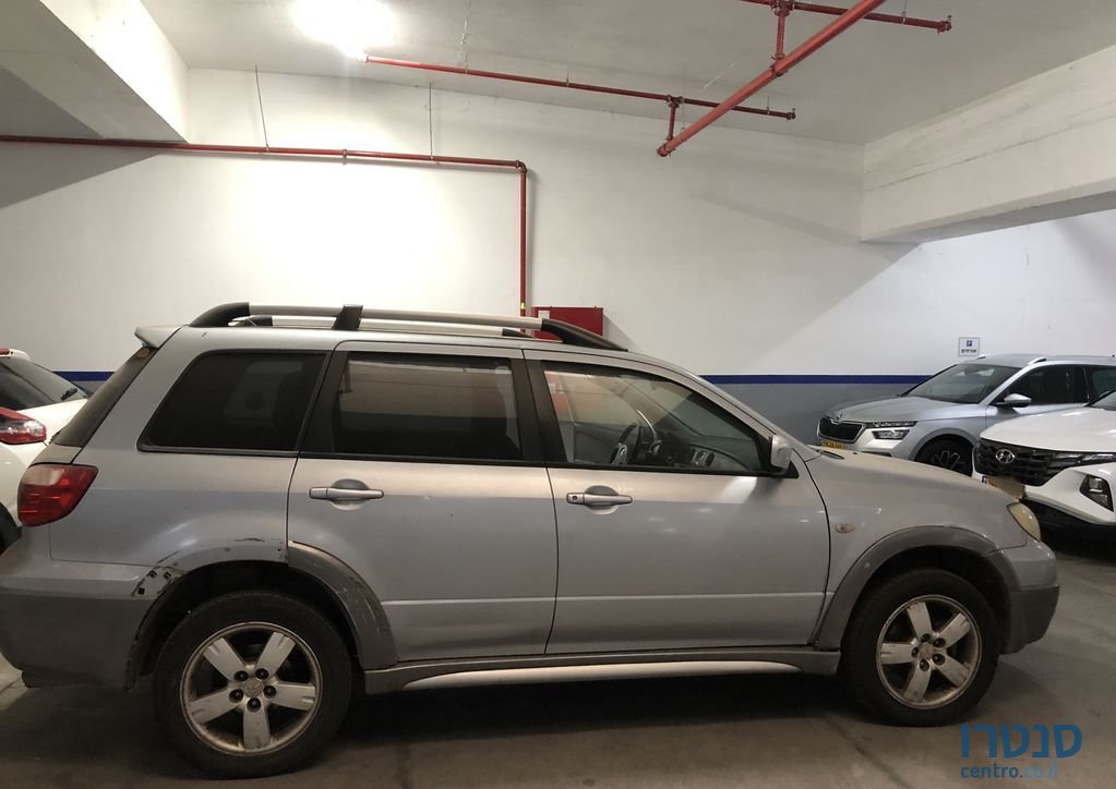 2006' Mitsubishi Outlander מיצובישי אאוטלנדר photo #1