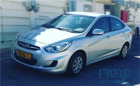 2013' Hyundai i25 photo #1