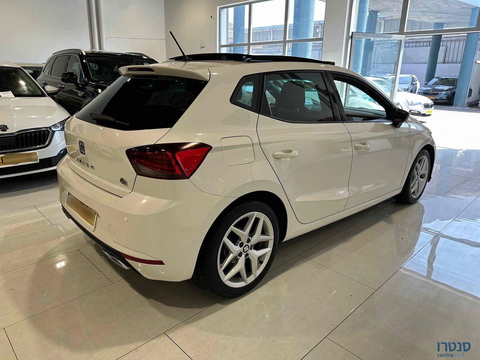 2021' SEAT Ibiza photo #3