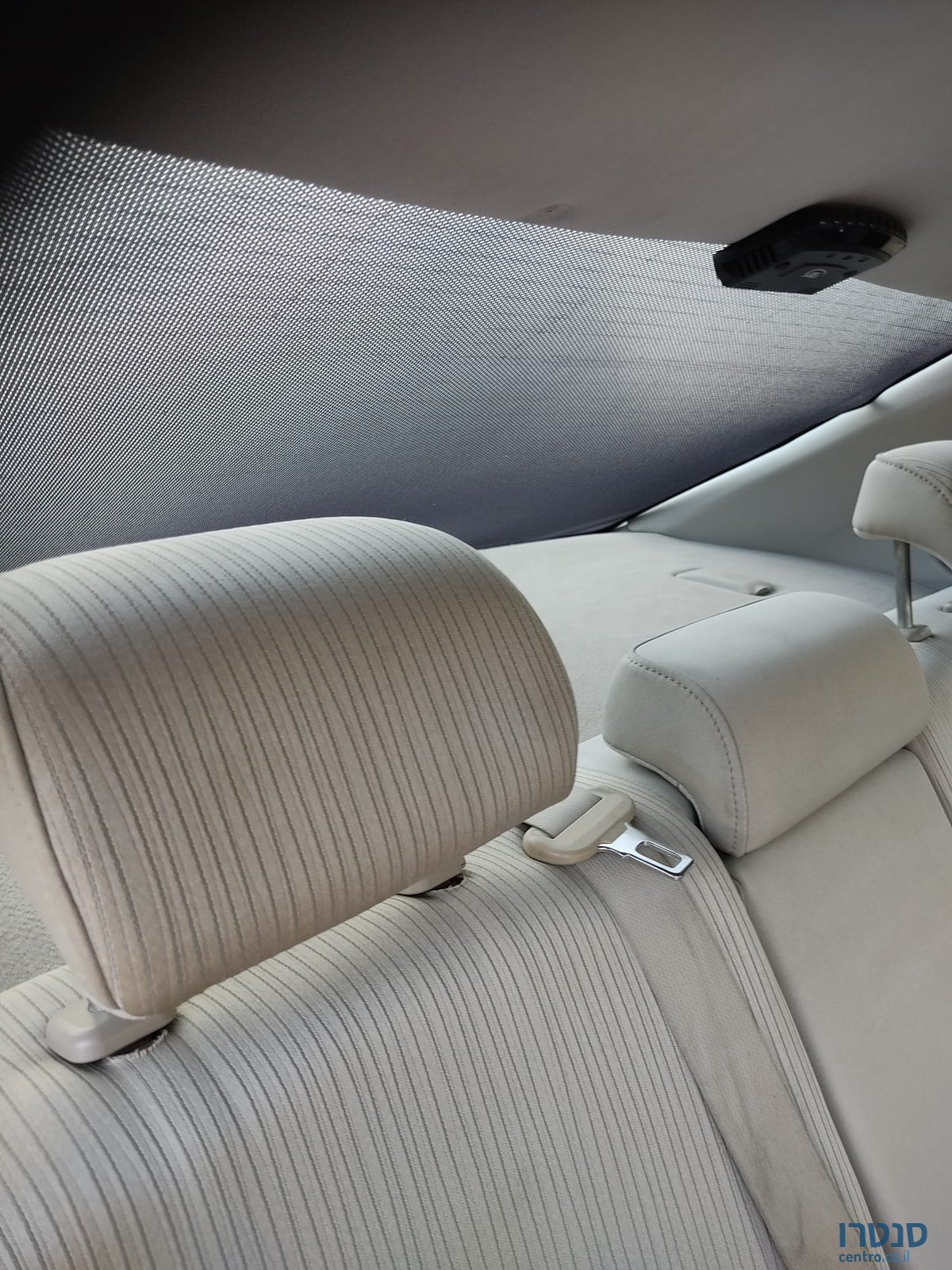 2011' Subaru B4 photo #5