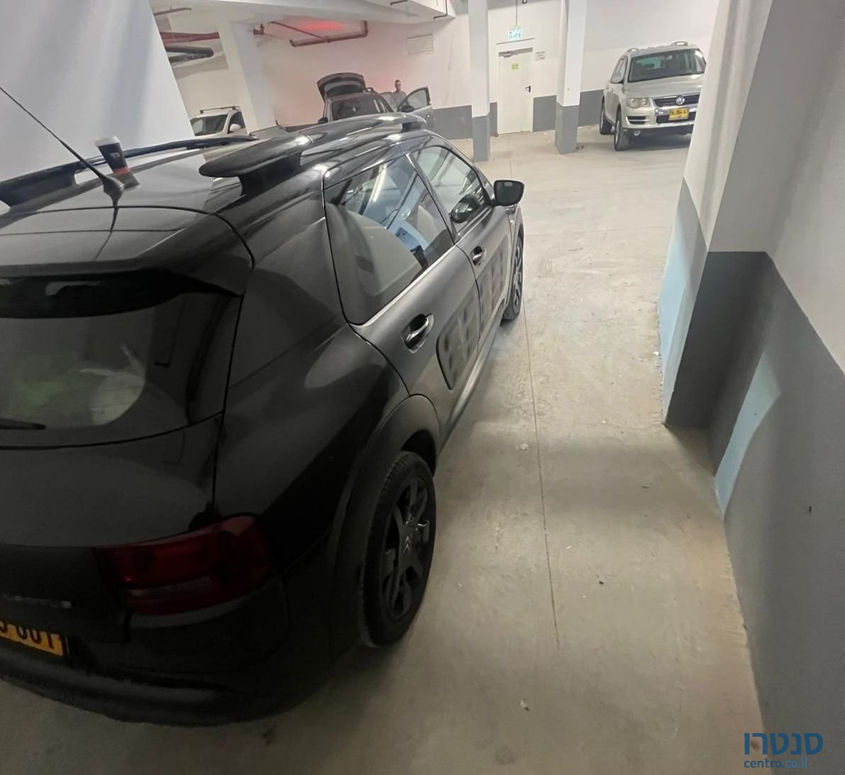 2018' Citroen C4 Cactus סיטרואן C4 קקטוס photo #4