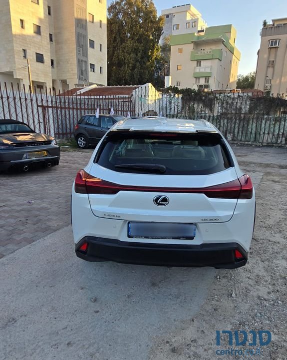 2020' Lexus UX לקסוס photo #6