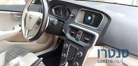 2017' Volvo V40 וולוו photo #3