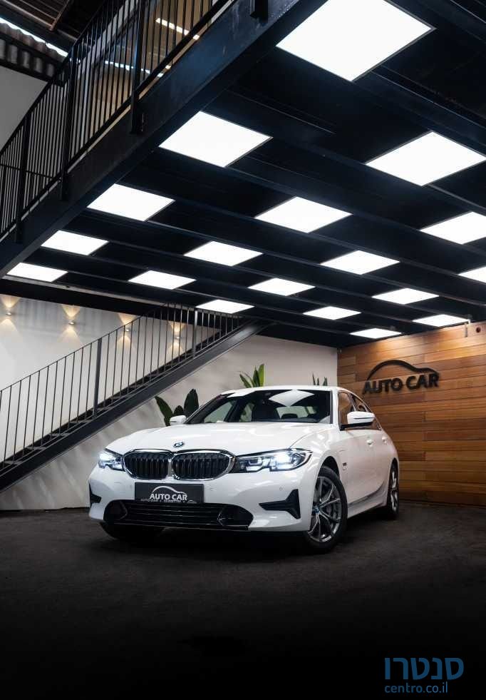 2022' BMW 3 Series ב.מ.וו סדרה 3 photo #1