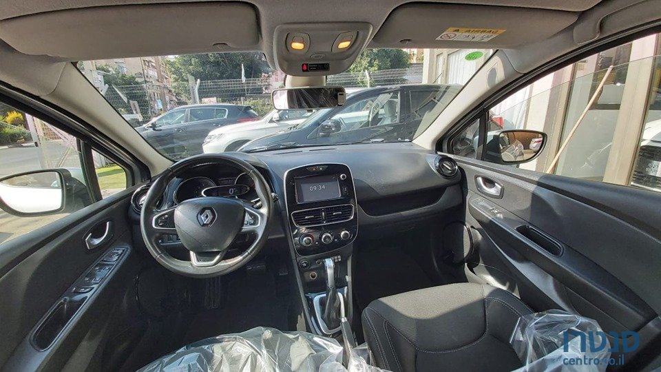 2017' Renault Clio photo #3