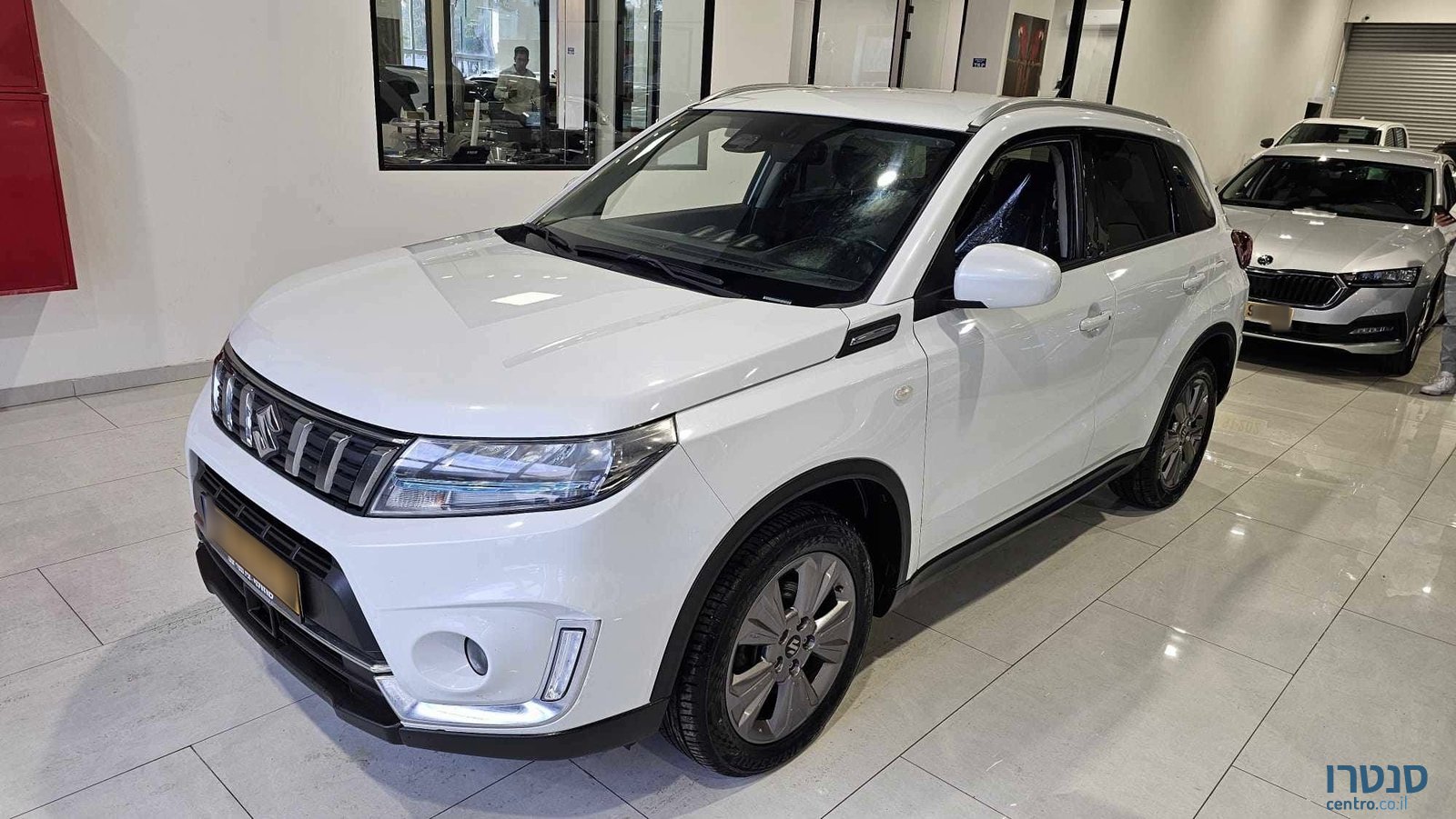 2023' Suzuki Vitara photo #1
