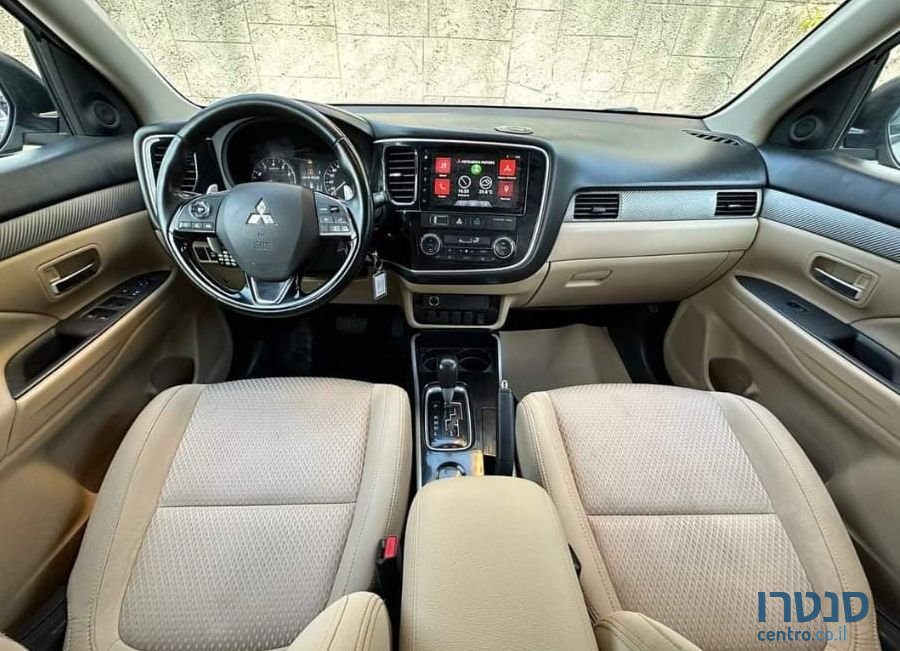 2018' Mitsubishi Outlander מיצובישי אאוטלנדר photo #1