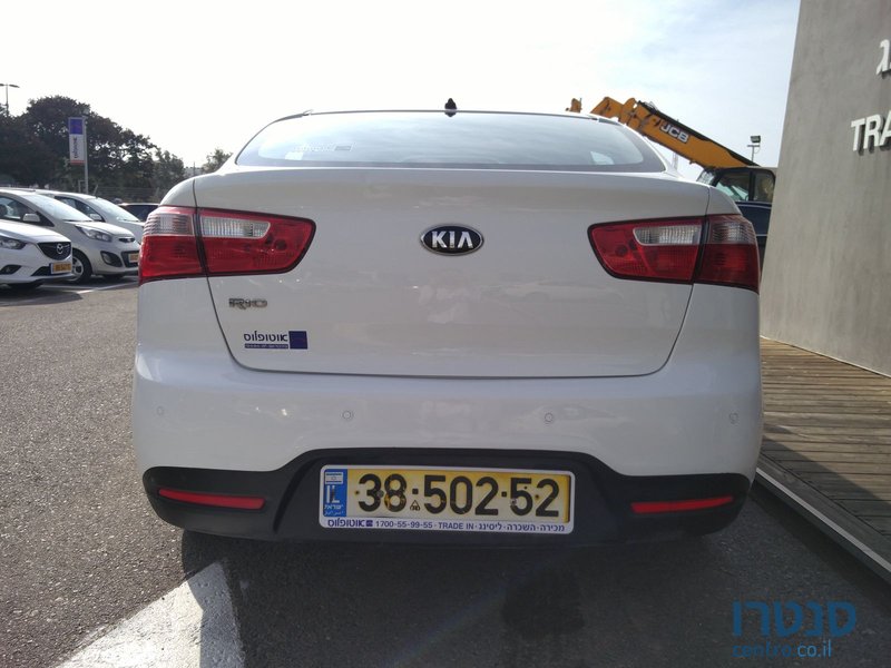 2013' Kia Rio photo #3