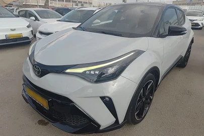 2022' Toyota C-HR טויוטה