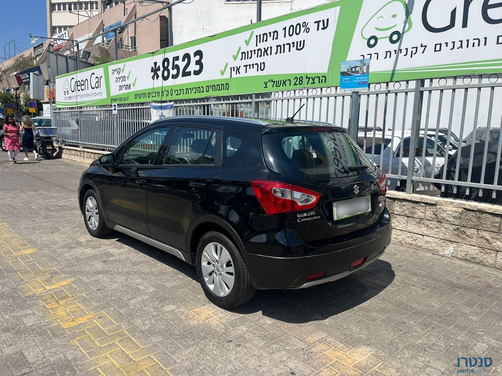 2015' Suzuki SX4 photo #3