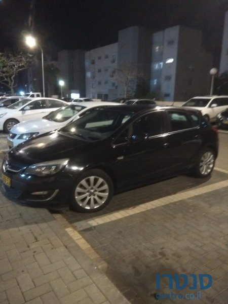 2014' Opel Astra G photo #1