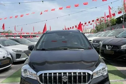 2018' Suzuki SX4 סוזוקי קרוסאובר