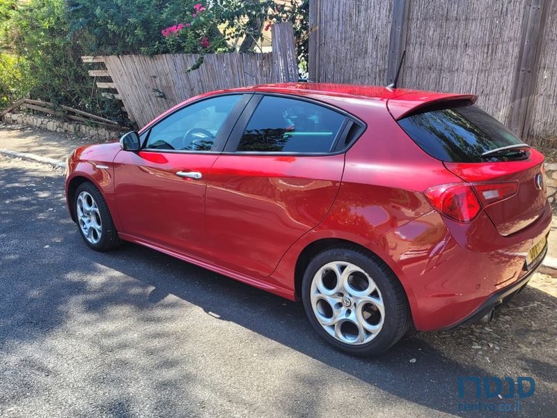 2018' Alfa Romeo Giulietta אלפא רומיאו ג'ולייטה photo #1