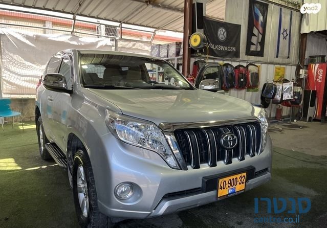 2015' Toyota Land Cruiser טויוטה לנד קרוזר photo #1