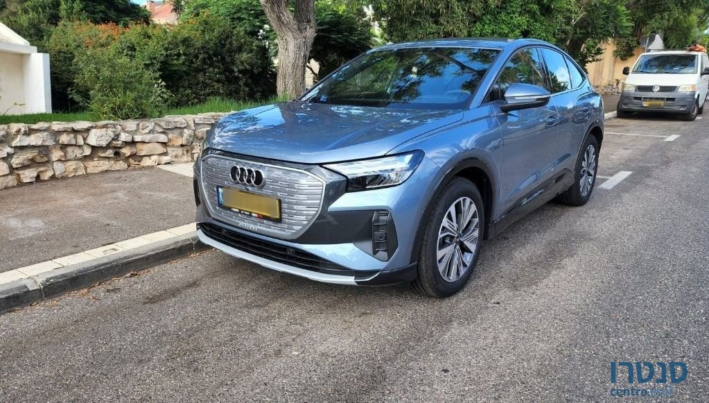 2022' Audi Q4 e-tron אאודי photo #1