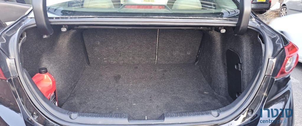 2018' Mazda 3 מאזדה photo #3