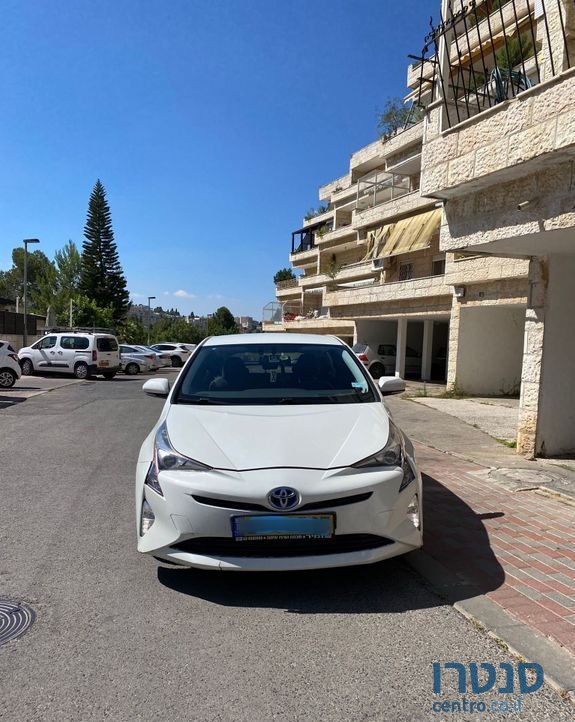 2016' Toyota Prius טויוטה פריוס photo #6