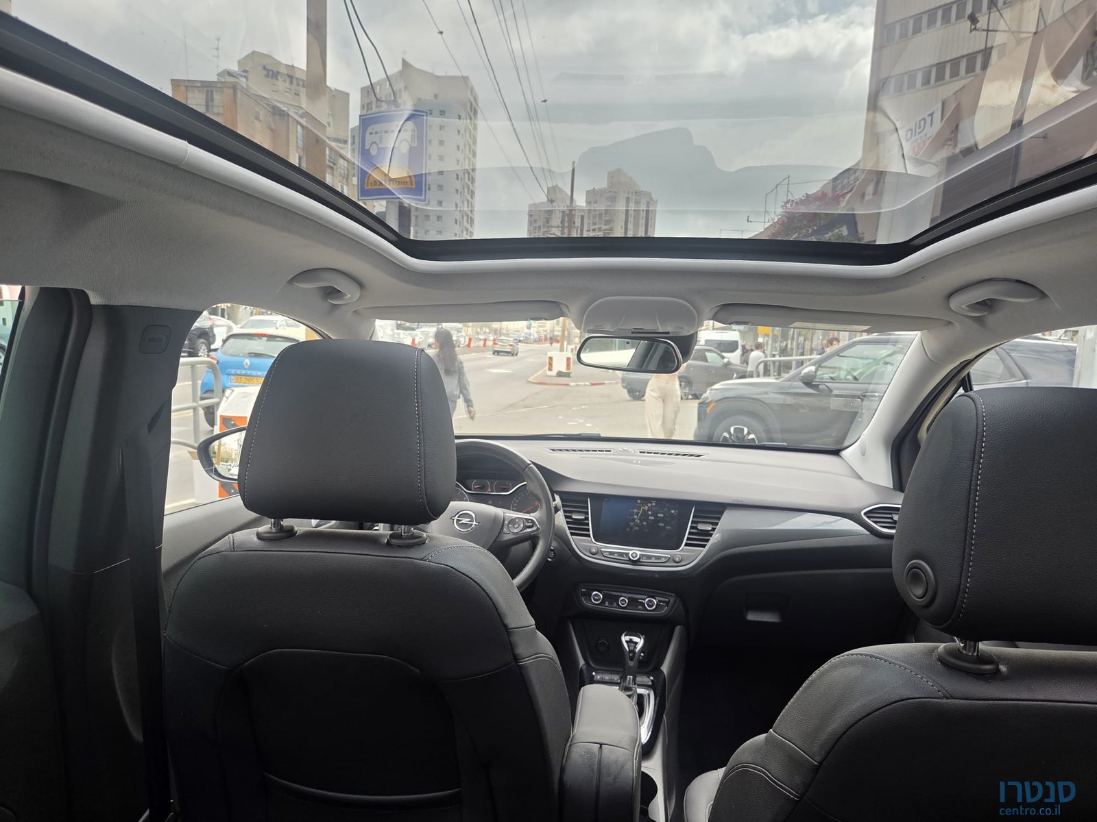 2023' Opel Crossland photo #3