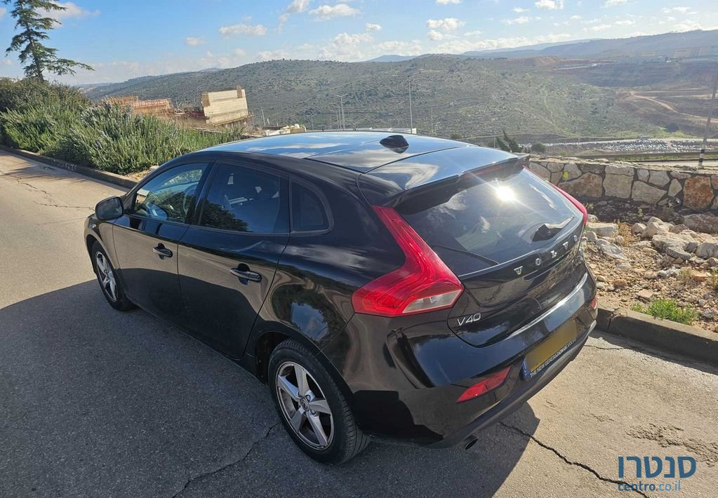 2018' Volvo V40 וולוו photo #3