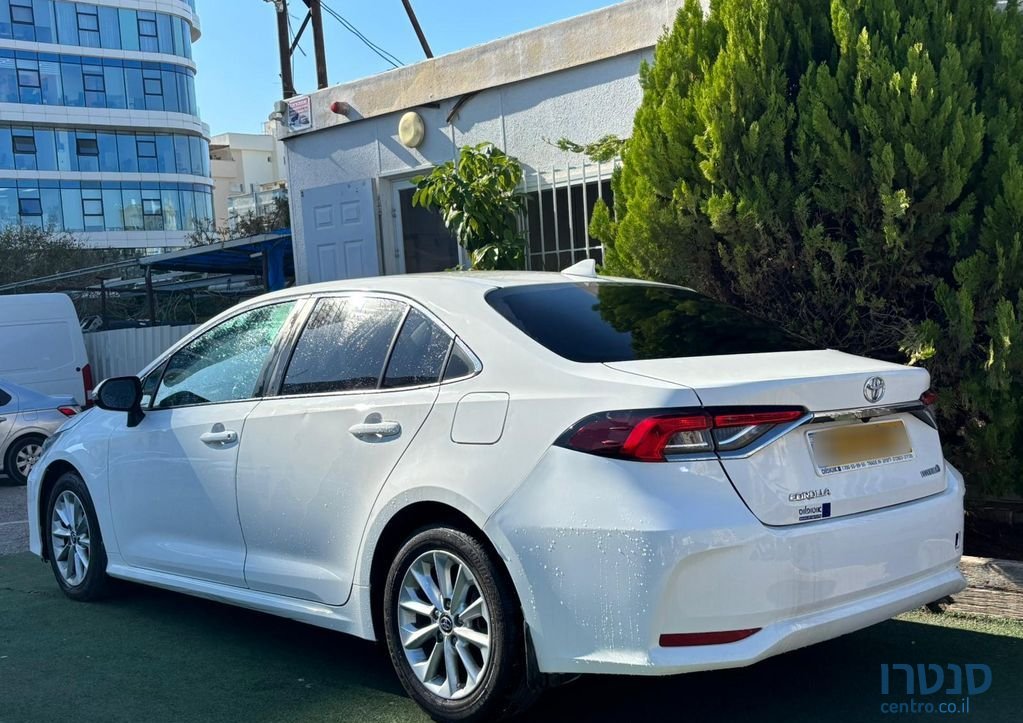 2021' Toyota Corolla טויוטה קורולה photo #2