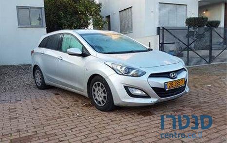 2013' Hyundai I30Cw i30Cw יונדאי photo #2