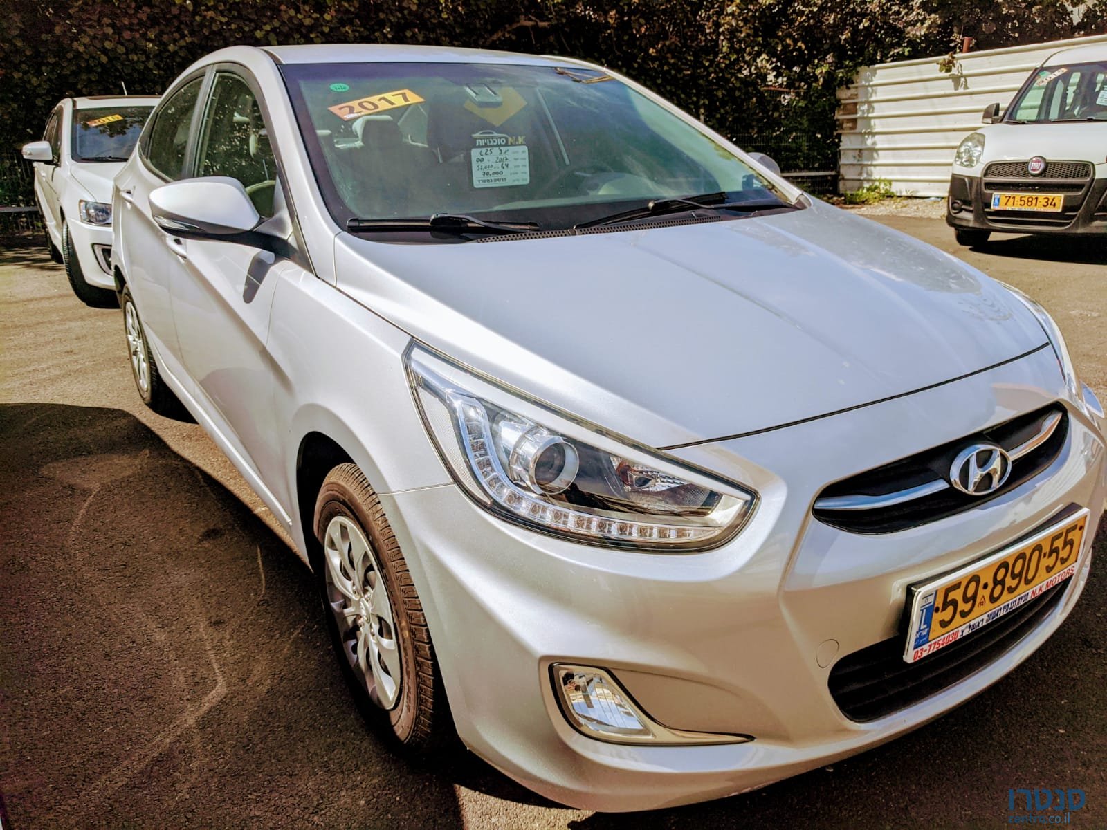 2017' Hyundai i25 photo #1