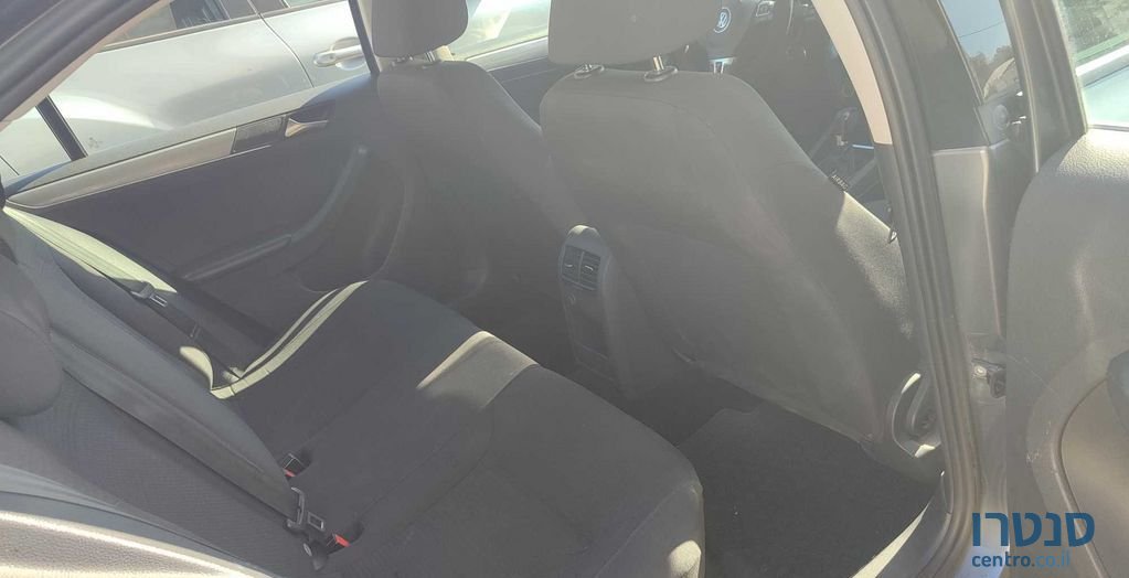 2017' Volkswagen Jetta פולקסווגן ג'טה photo #5