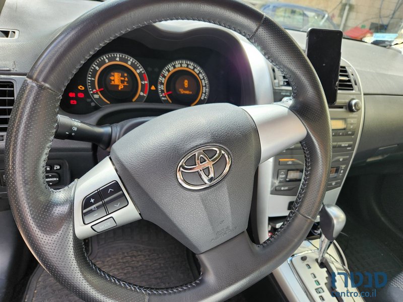 2011' Toyota Prius טויוטה פריוס photo #3