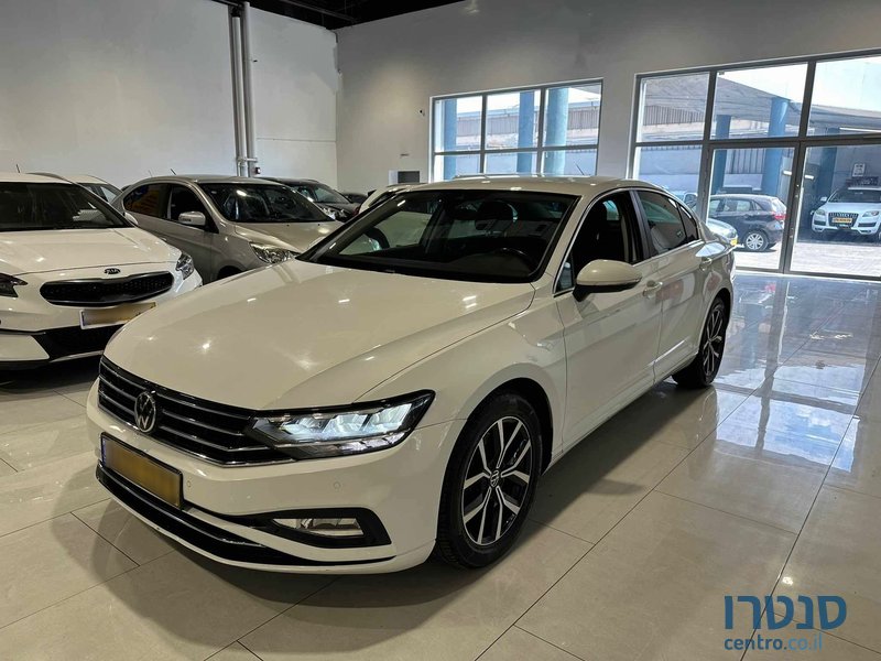 2021' Volkswagen Passat photo #1